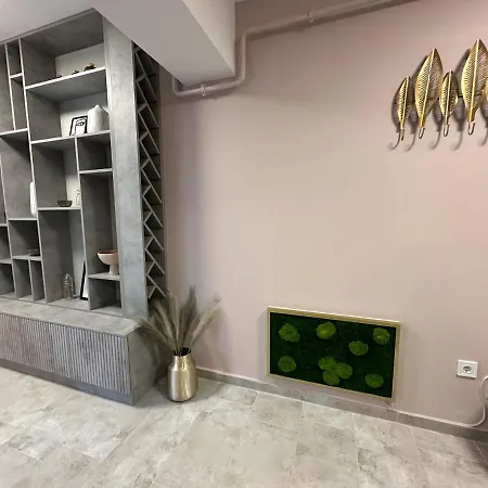 Luxury , Private Parking, Self Check-in64 Apartmán *