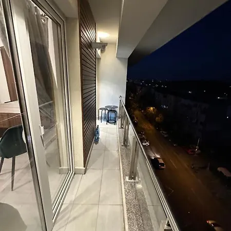 Luxury , Private Parking, Self Check-in64 Craiova