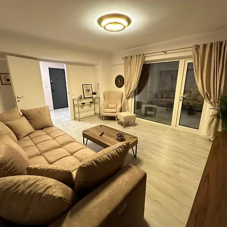 Luxury , Private Parking, Self Check-in64 Apartment Craiova