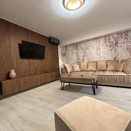 Apartmán Luxury , Private Parking, Self Check-in64 *