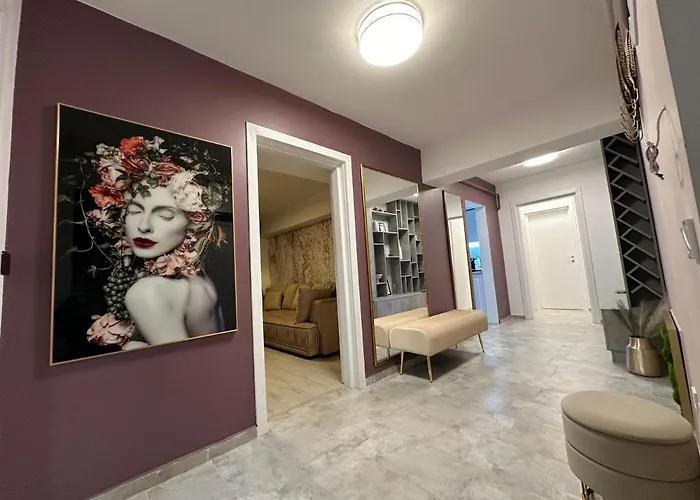 Luxury , Private Parking, Self Check-in64 Apartamento Craiova