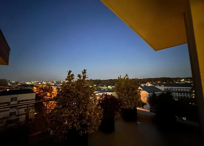 Luxury , Private Parking, Self Check-in64 Apartamento *