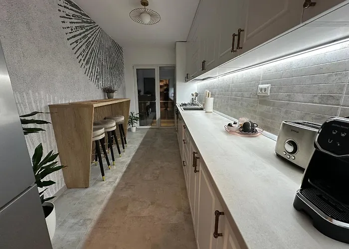 Luxury , Private Parking, Self Check-in64 Apartamento *
